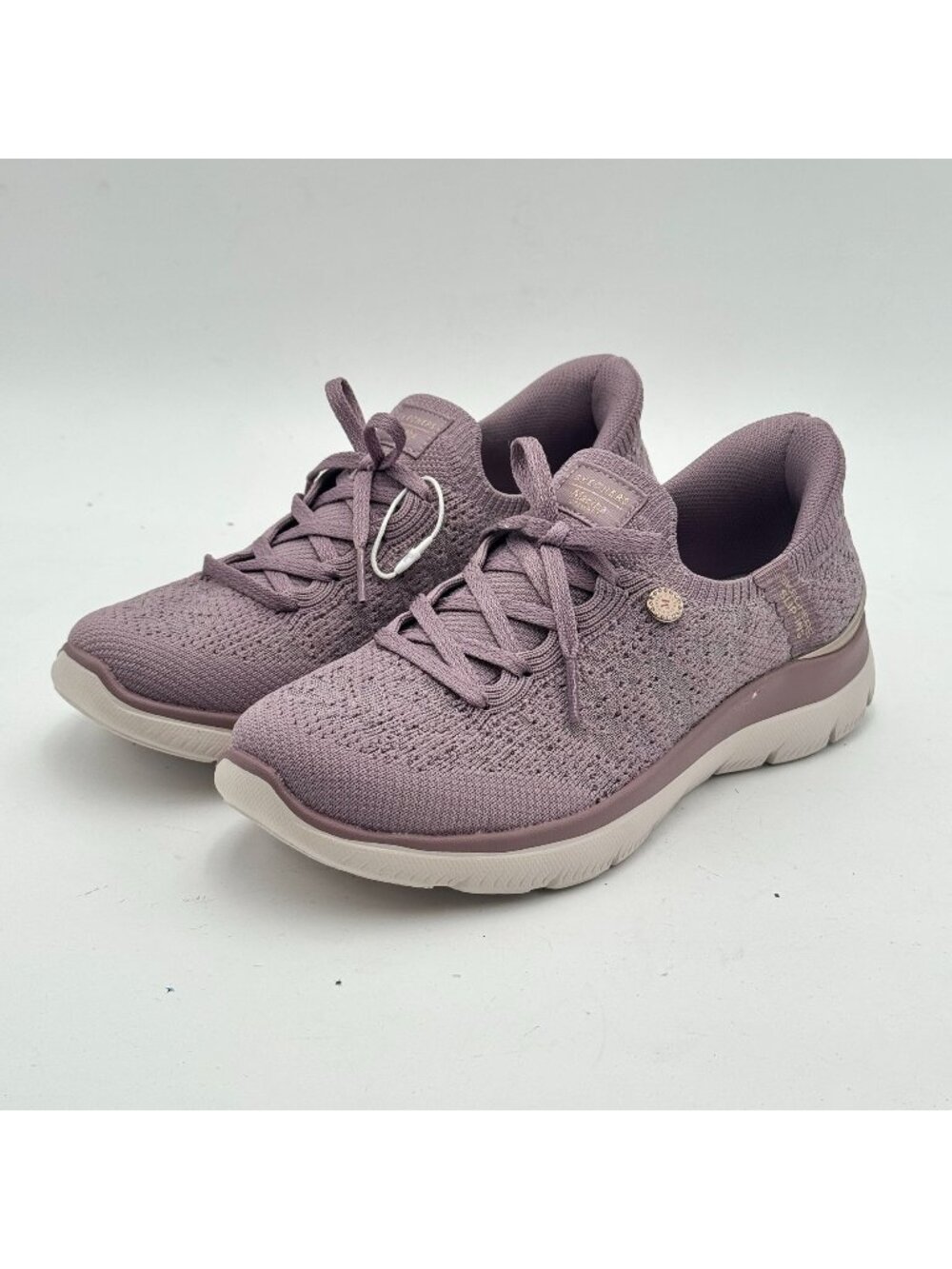 NWOT Skechers Martha Stewart Slip Ins Sneakers Womens 7 Lilac Stretch Fit